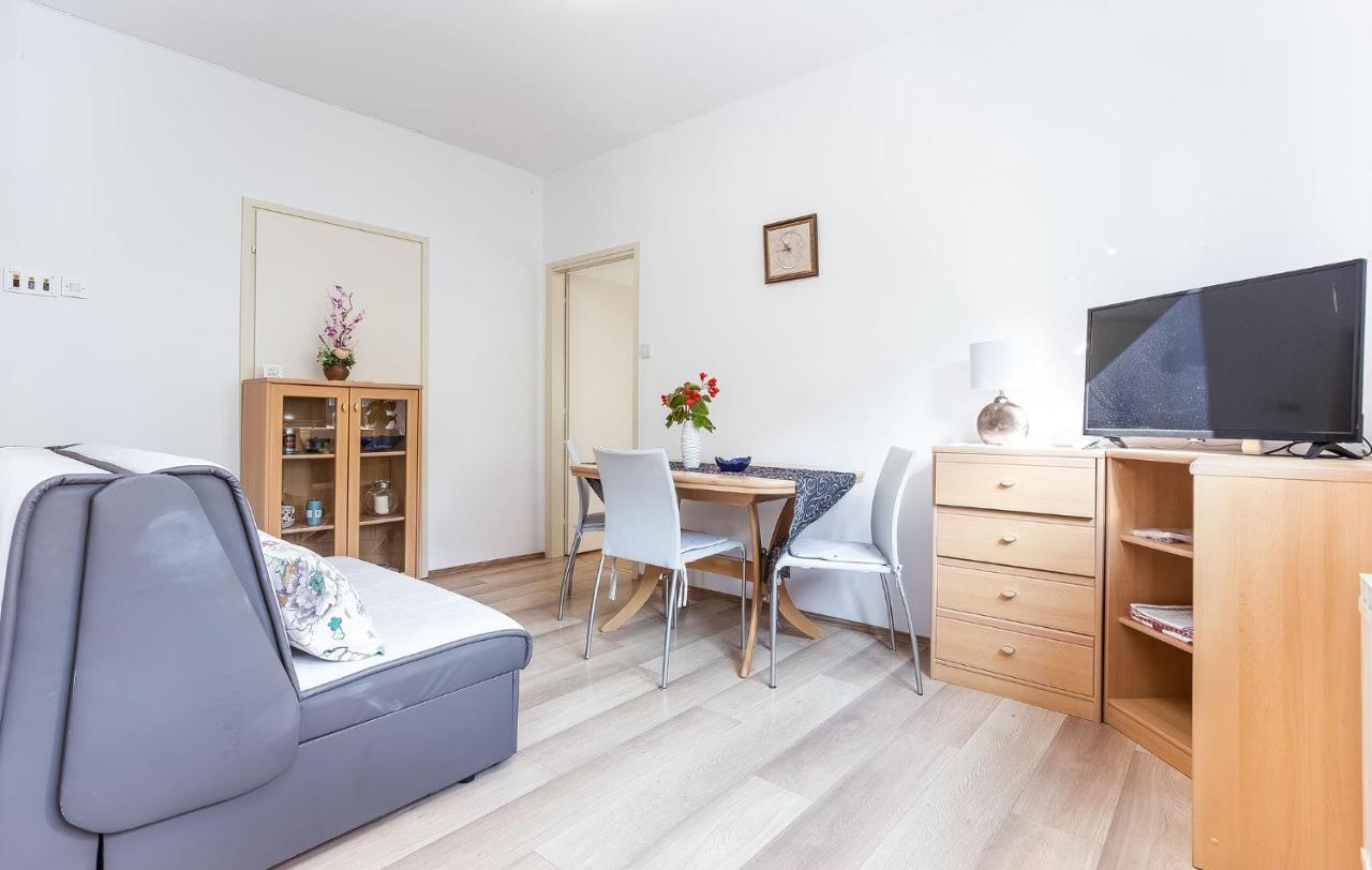 Darko Apartment Пореч Екстериор снимка