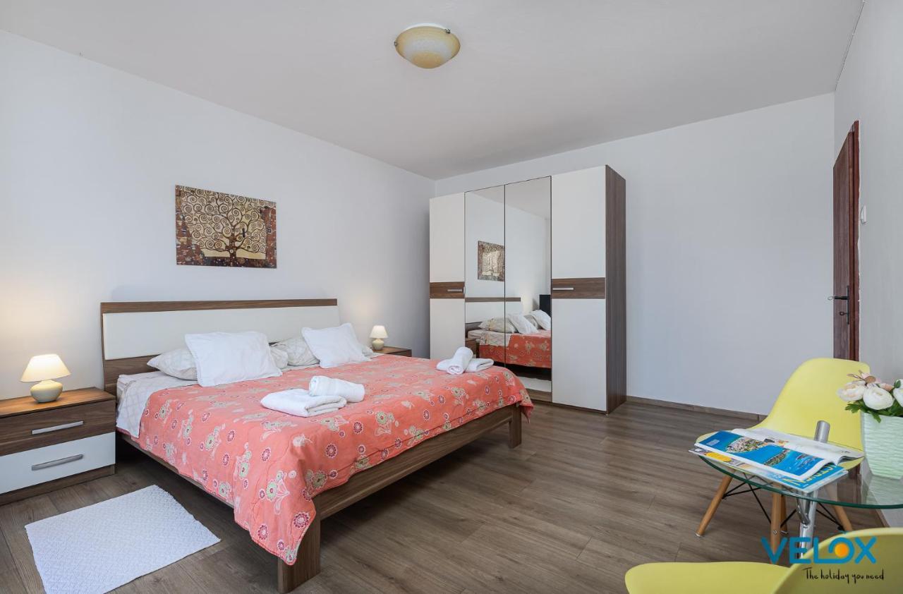 Darko Apartment Пореч Екстериор снимка